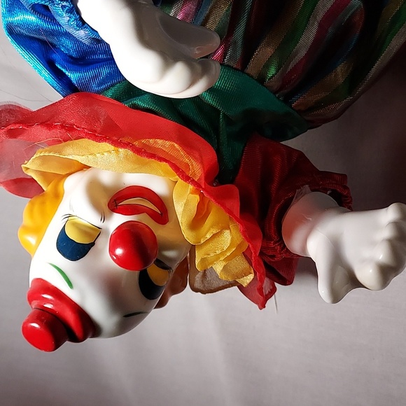 Vintage Standing Musical Clown - Picture 4 of 6